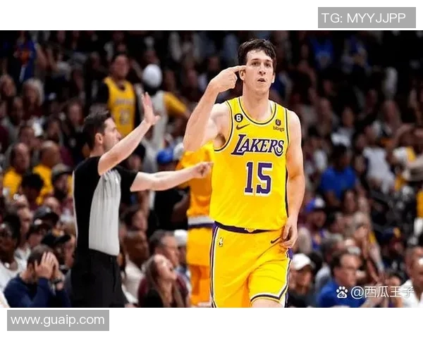 火箭队与黄蜂队精彩对决录像回放全程回顾与精彩瞬间分析 火箭队与黄蜂队精彩对决录像回放全程回顾与精彩瞬间分析